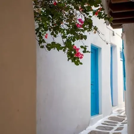 The Pelican Heritage House.