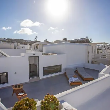 The Pelican Heritage House. Apartment
